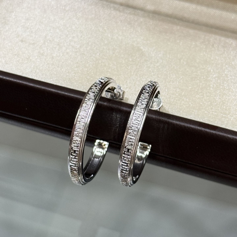 PIAGET